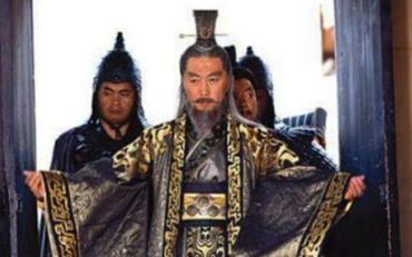 成语“专横跋扈”出自哪里？其中又有哪些典故呢？