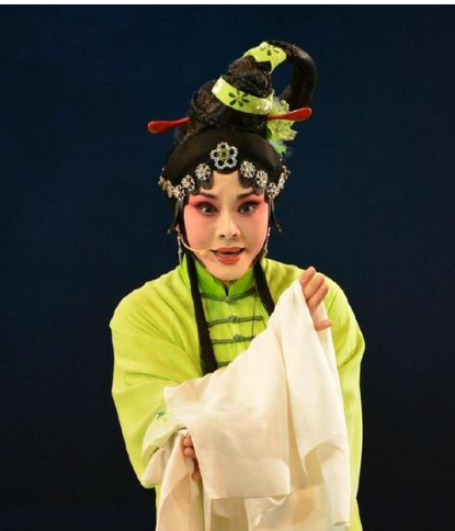 孟姜女是仙类，那她为什么会怕秦始皇？