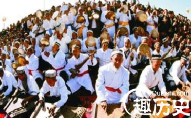 俄罗斯族习俗 俄罗斯族丧葬习俗简介