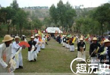 土族习俗 土族是怎样安葬逝者的