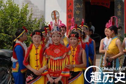 畲族服饰  畲族服饰文化的历史发展和演变