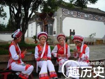 白族服饰 白族姑娘戴凤凰帽有啥传说