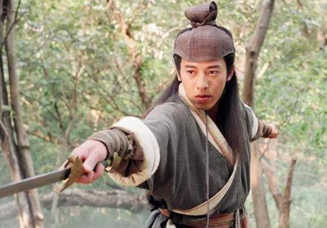 少林三战冲虚道长为何不敢对战令狐冲?是不敢还是不想?