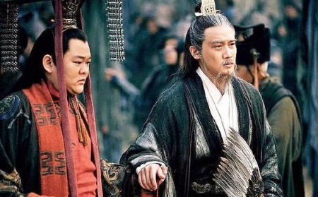 诸葛亮六出祁山，为什么每次都要绕远路？