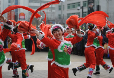 梦见&ldquo;扭秧歌&rdquo;有哪些象征意义？与现实的哪些反应有关？