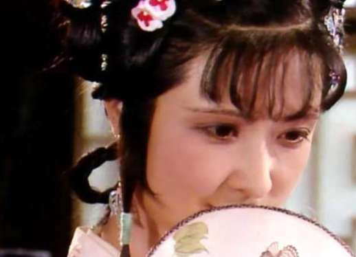 《红楼梦》贾琏对尤二姐有真心吗？贾琏为什么要和尤二姐私通？