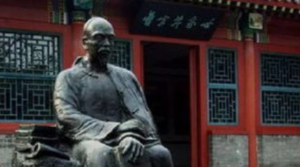 清代诗词代表人物生平简介:曹雪芹,著有《红楼梦》