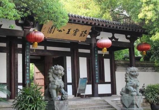 初唐四杰之一的骆宾王对诗歌有什么历史贡献?为什么骆宾王会突然消失?