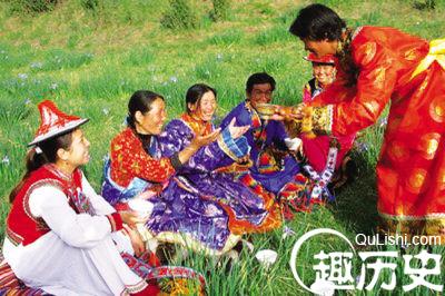 裕固族的生活礼仪与禁忌 出门看黄历办事也看黄历